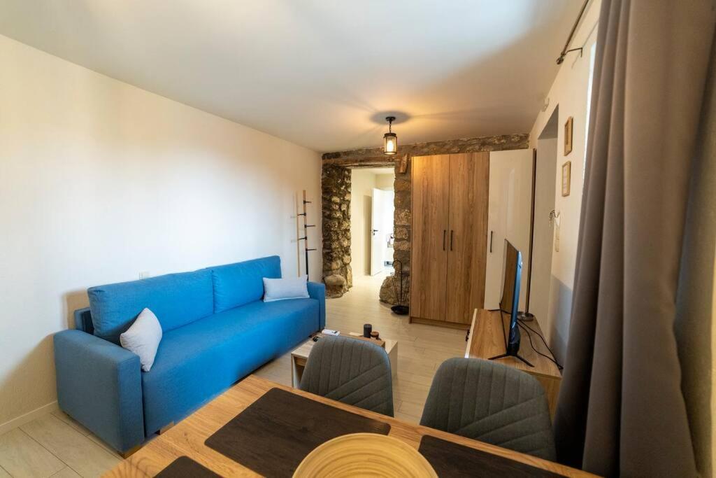 Lithic Suites Καλαμπάκα Εξωτερικό φωτογραφία